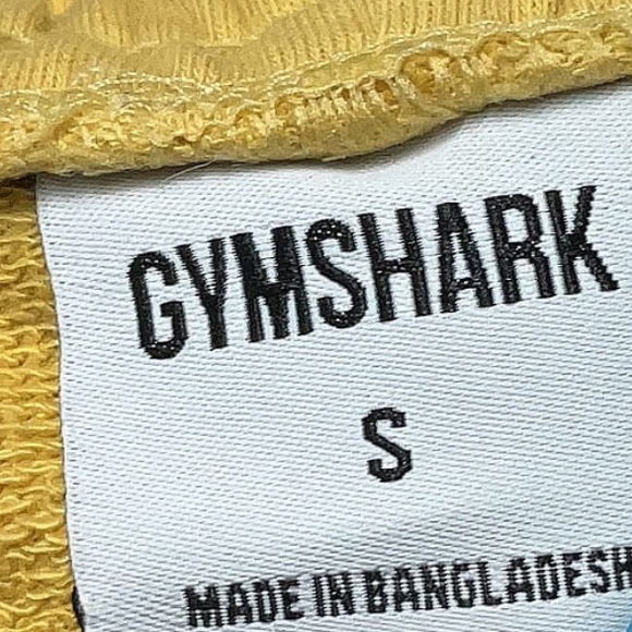 Gymshark sweatshirts, and a beautiful yellow color size small - Picture 5 of 5
